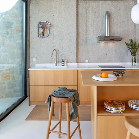 ヴィラ Laspi / Petres *