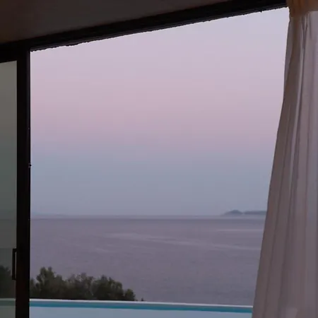 Laspi / Petres Villa *