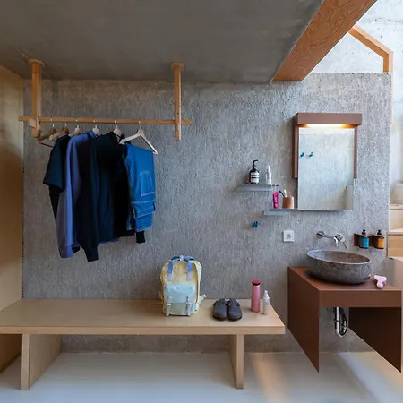 Laspi / Petres Pefkali