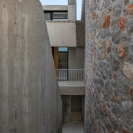 ヴィラ Laspi / Petres *