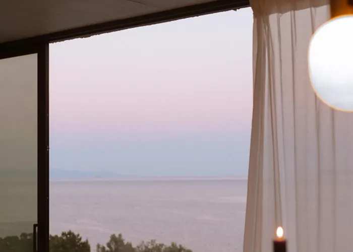 Laspi / Petres Villa Pefkali